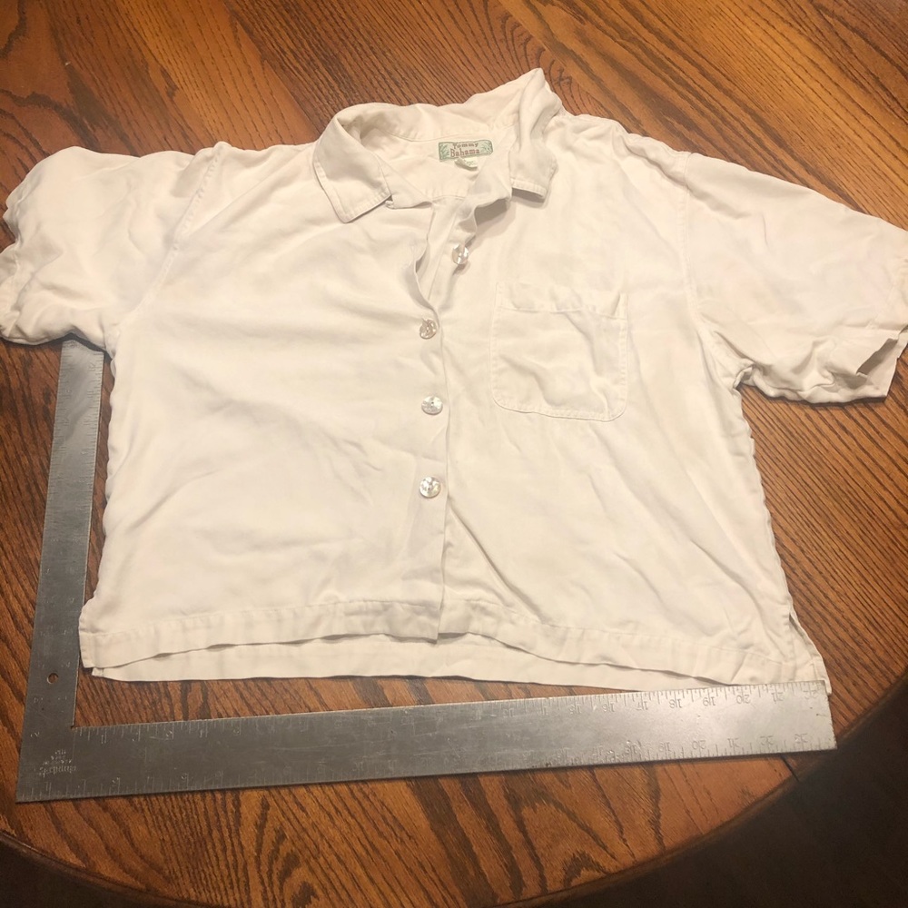 Vintage cropped Tommy Bahama silk shirt